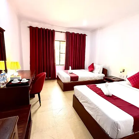 Flora Central Walk Hotel